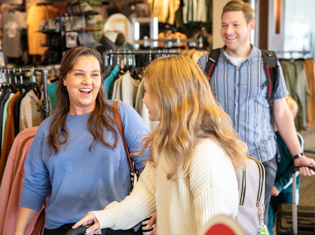 family-in-the-gift-shop